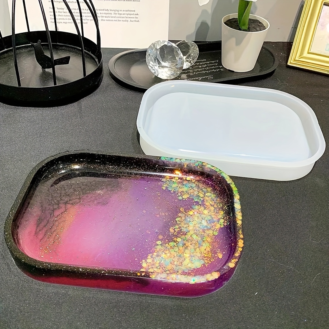 Rimmed Oval Tray Mold